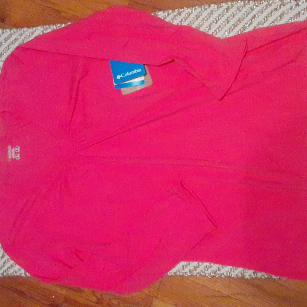 NWT Columbia V-Neck 3/4 sleeve Pink top size M